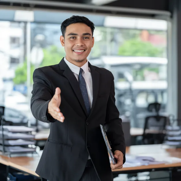 พนักงานขายประกันรถยนต์ หน้าร้าน